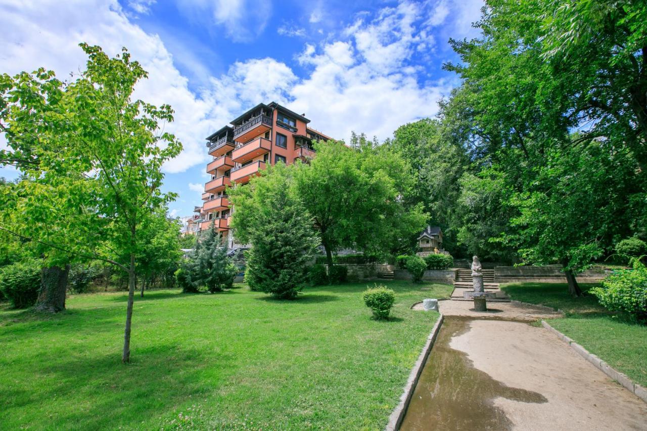The Sun Loves You - Right Beside The Park! Sandanski Buitenkant foto